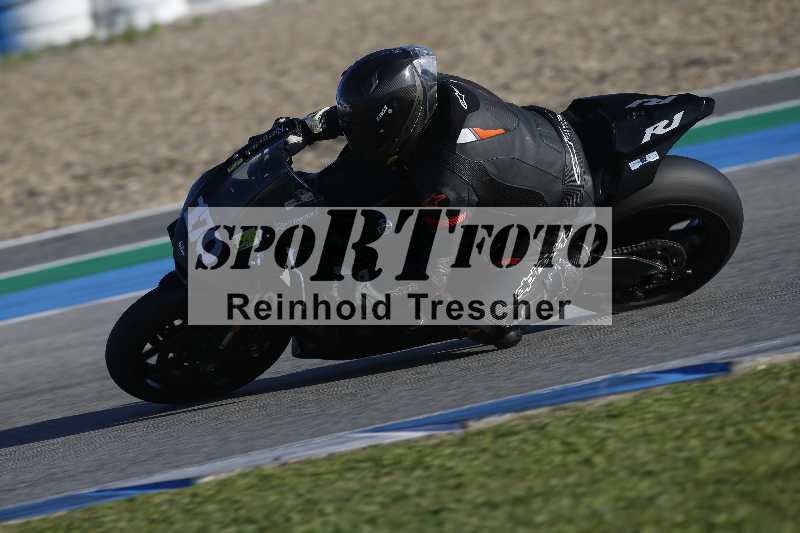 /Archiv-2024/02 29.01.-02.02.2024 Moto Center Thun Jerez/Gruppe schwarz-black/170